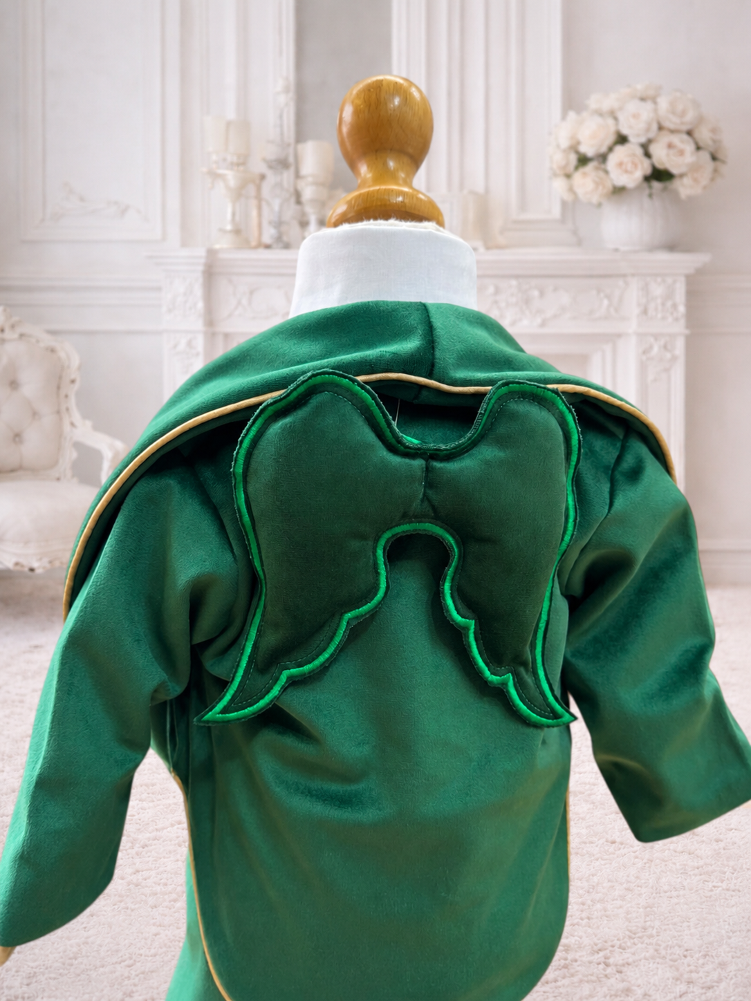 Costum premium băiețel stil prinț în nuanță verde smarald