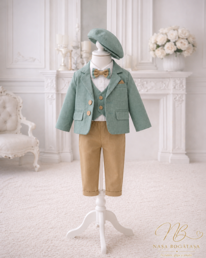 Costum botez verde pentru băiețel cu bască și pantaloni bej