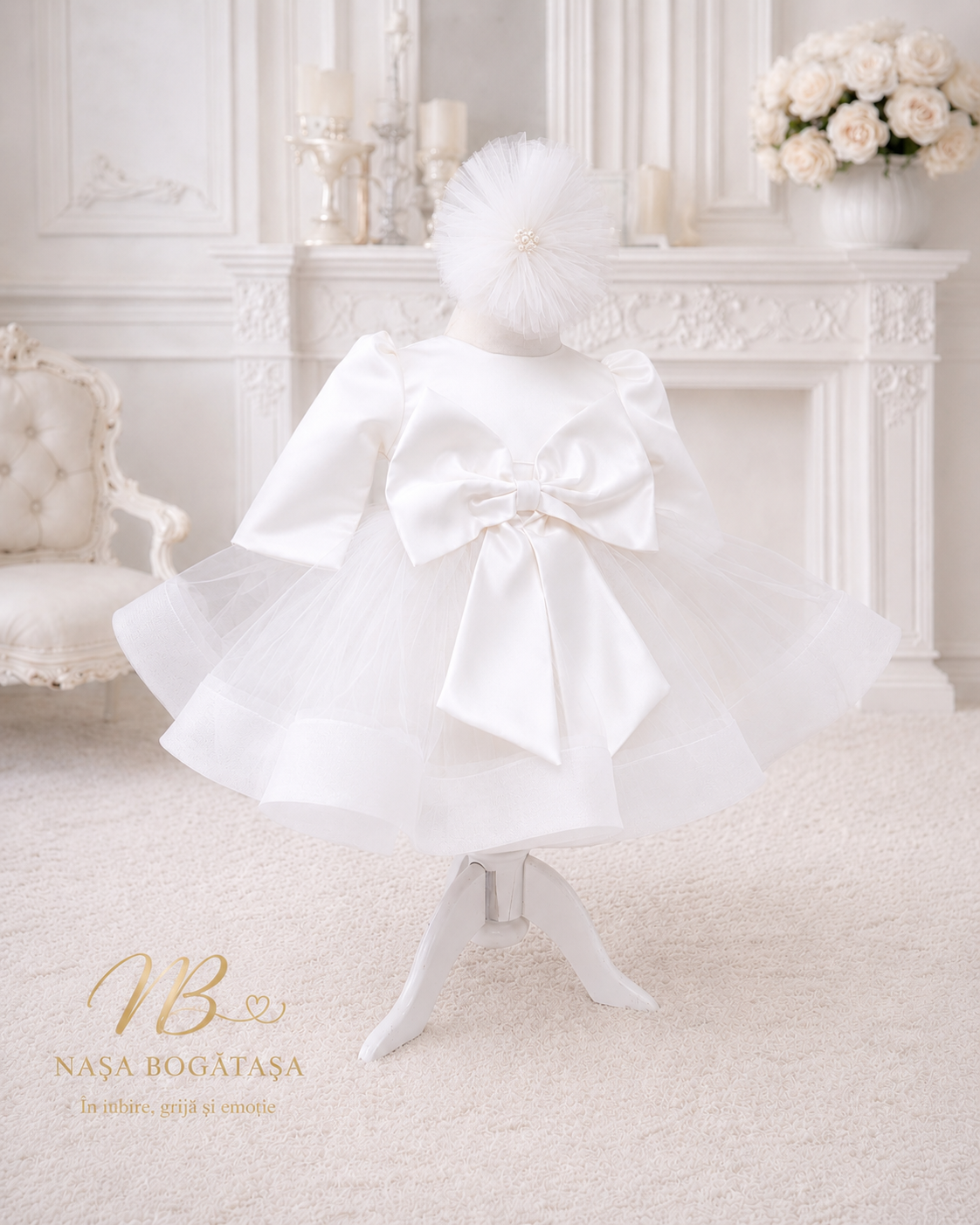 Rochie botez fetiță albă cu fundă mare și tulle
