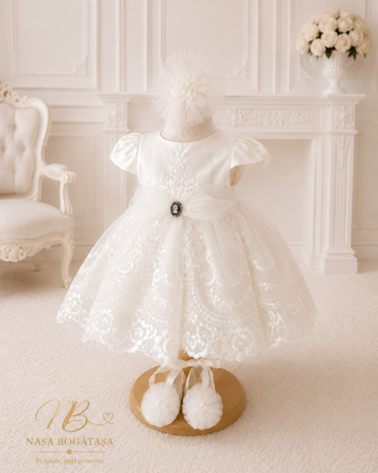 Rochie de botez fetiță albă cu dantelă Opaline, vedere frontală