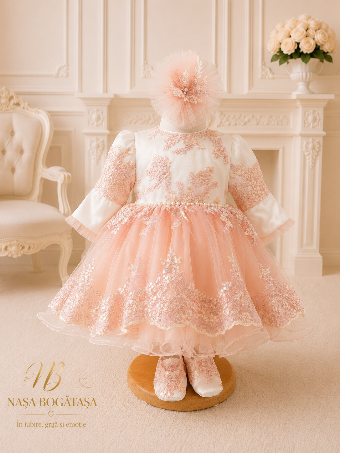 Rochie de botez fetiță albă și piersică Coralie cu fustă amplă