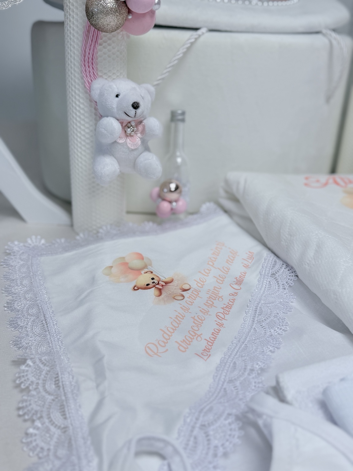 Trusou de botez personalizat de lux pentru fetiță alb și roz Rêve de Ballerine – ursuleț balerină cu balonașe - imagine 7
