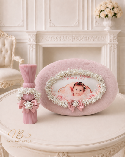 trusou de botez cu fotografie Cufăr roz personalizat cu fotografie, contur din perle decorative și lumânare în formă de clepsidră