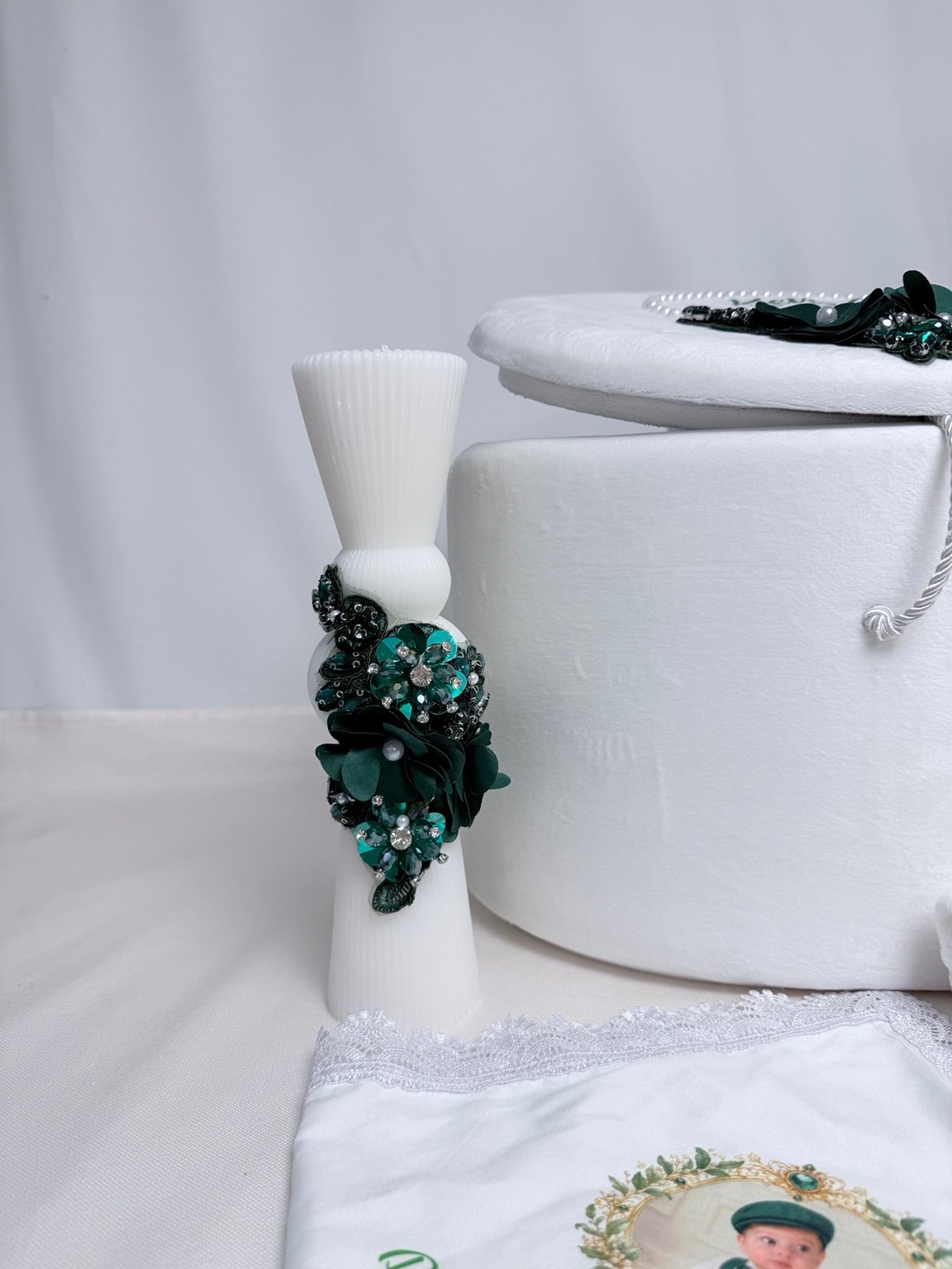 Grădina Regală – trusou botez cu flori verzi personalizat - imagine 4